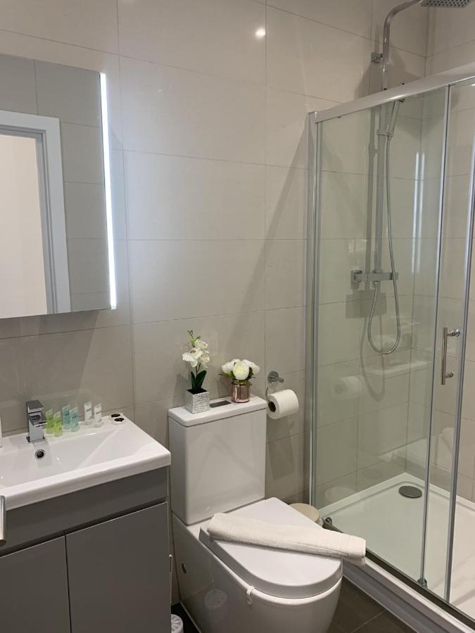 Morland Apartments - Hornchurch Лондон Экстерьер фото