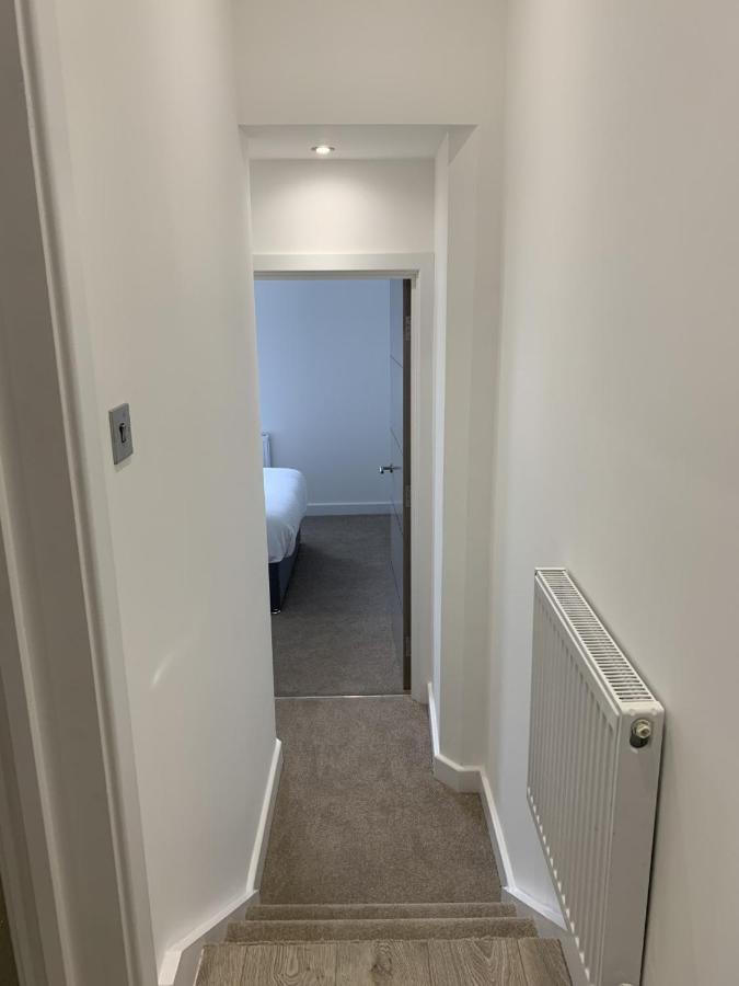 Morland Apartments - Hornchurch Лондон Экстерьер фото